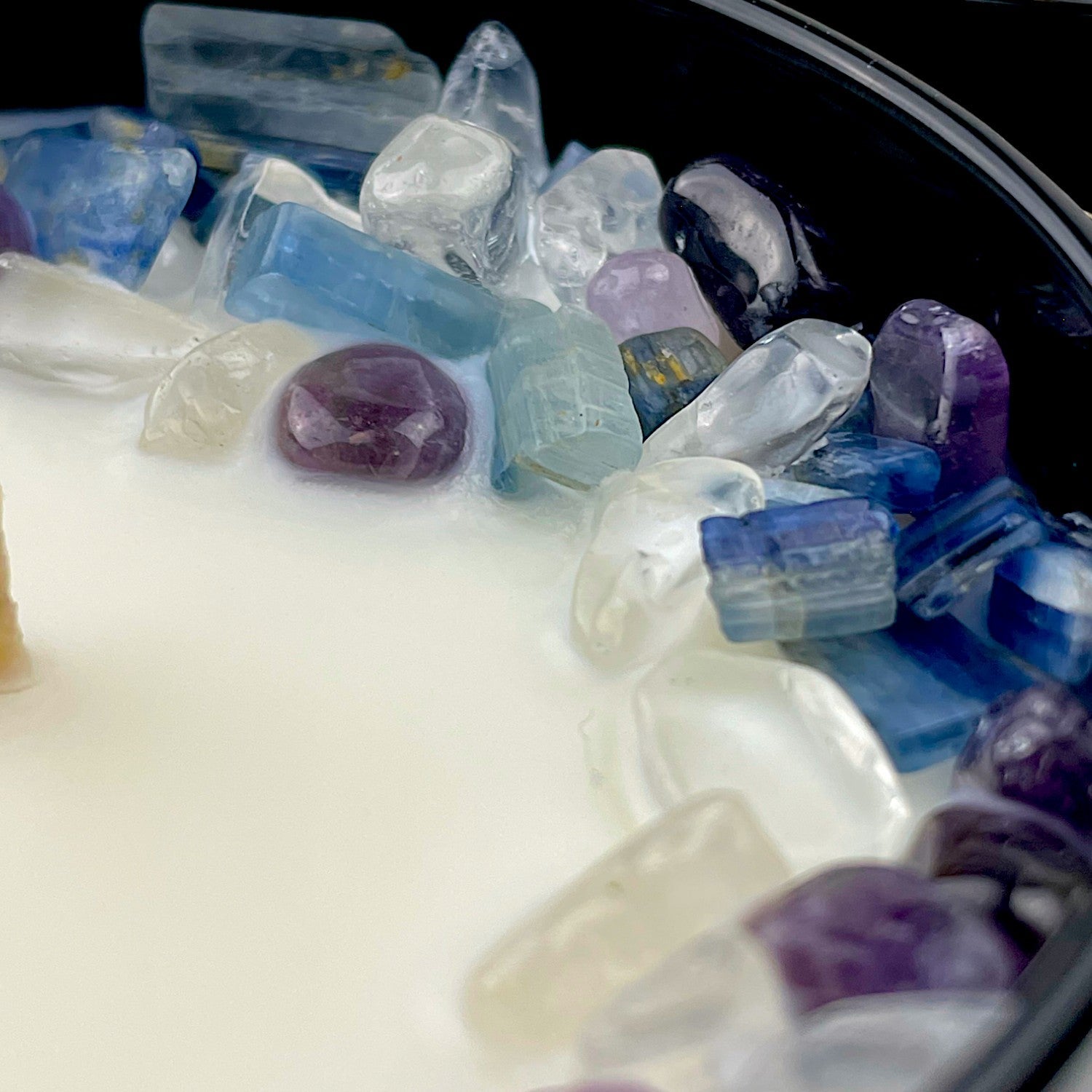 Pisces Zodiac Crystal Candle, 10oz